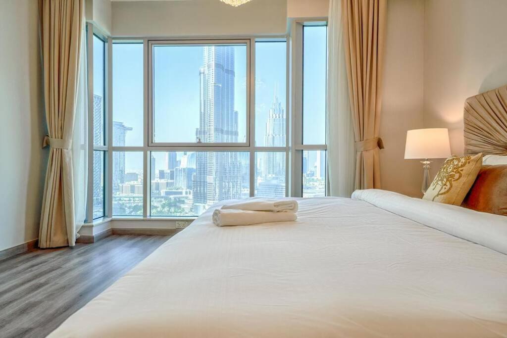 Apartament Magnificent Luxury 3Br With Amazing Burj & Fountain View Dubaj Zewnętrze zdjęcie